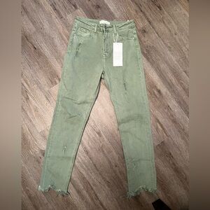 NWT women’s risen jeans